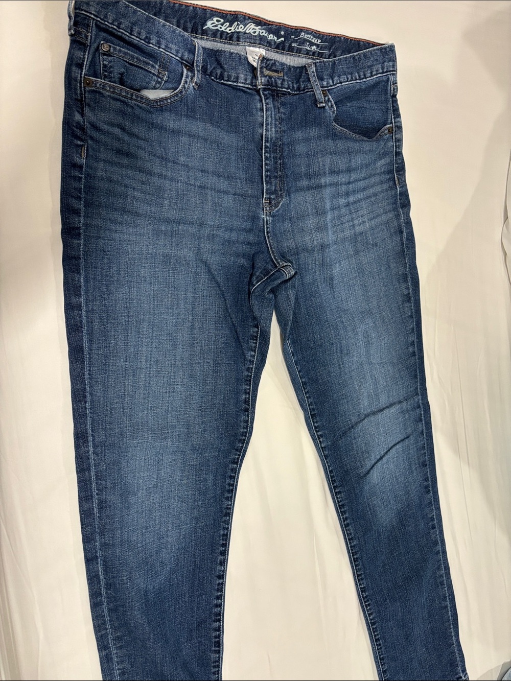 Eddie Bauer Women's Skinny Jeans — Dark Blue Wash